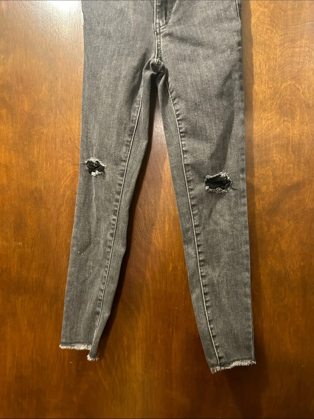 Old Navy Black Skinny Jeans with Knee Rips
